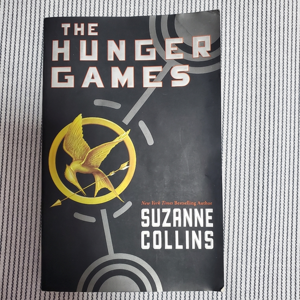 Book Bundle - Picture 5 of 11